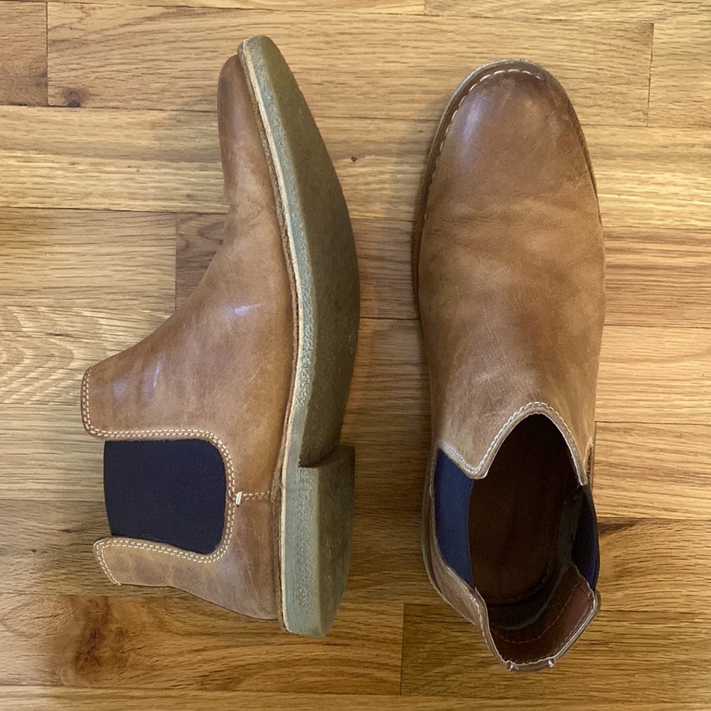 Mens Chelsea boots - 9.5